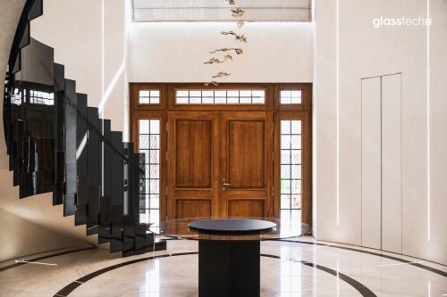 interyer dizaynında şüşələr